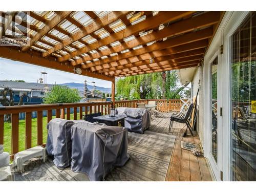 1125 Halston Avenue, Kamloops, BC - Outdoor With Deck Patio Veranda With Exterior