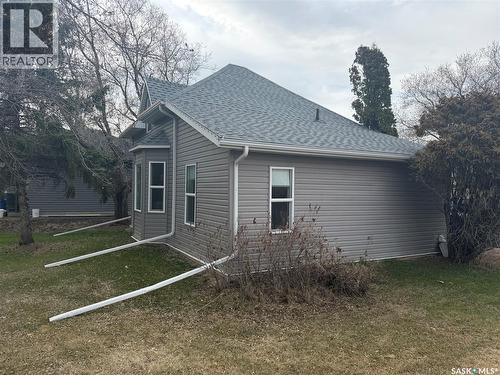 210 2Nd Avenue S, Hepburn, SK - Outdoor