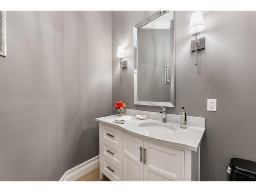 18638 54A Avenue, Surrey, BC - Indoor Photo Showing Bathroom