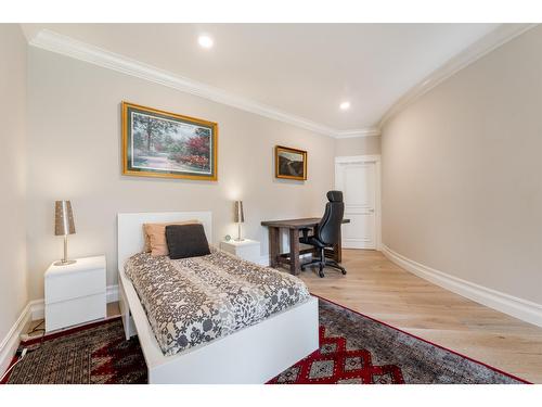 18638 54A Avenue, Surrey, BC - Indoor Photo Showing Bedroom