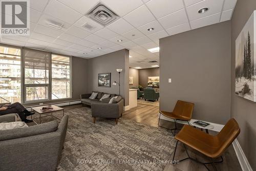 2309 - 1171 Ambleside Drive, Ottawa, ON - Indoor