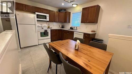 807 107Th Avenue, Tisdale, SK - Indoor Photo Showing Kitchen