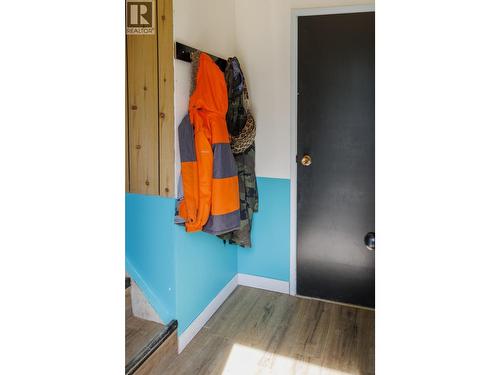 1090 Dyke Road, Mcbride, BC - Indoor Photo Showing Other Room