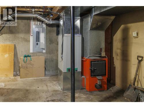 1090 Dyke Road, Mcbride, BC - Indoor Photo Showing Basement