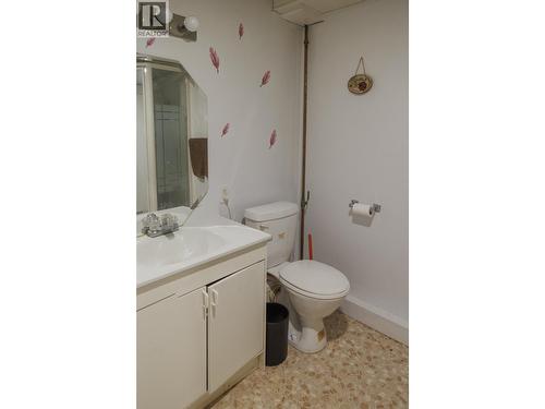 1090 Dyke Road, Mcbride, BC - Indoor Photo Showing Bathroom