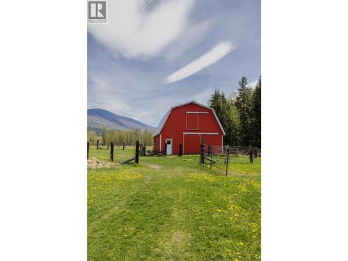 1090 Dyke Road, Mcbride, BC - Outdoor