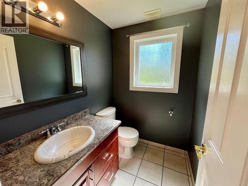 1830 Stepp Pit Road, Sicamous, BC - Indoor Photo Showing Bathroom