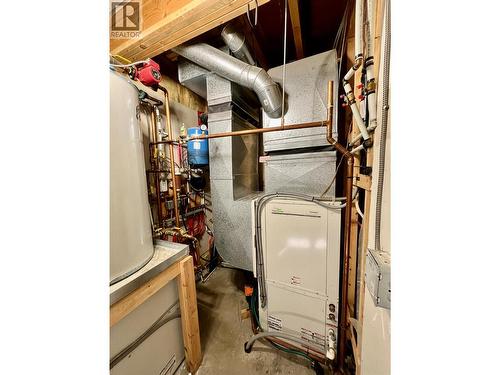 1830 Stepp Pit Road, Sicamous, BC - Indoor