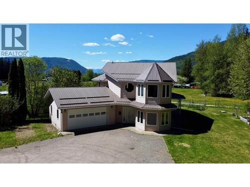 1830 Stepp Pit Road, Sicamous, BC - Outdoor