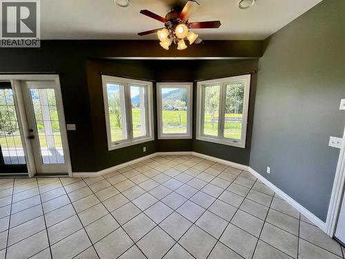 1830 Stepp Pit Road, Sicamous, BC - Indoor Photo Showing Other Room