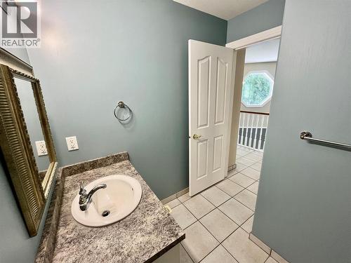 1830 Stepp Pit Road, Sicamous, BC - Indoor Photo Showing Bathroom