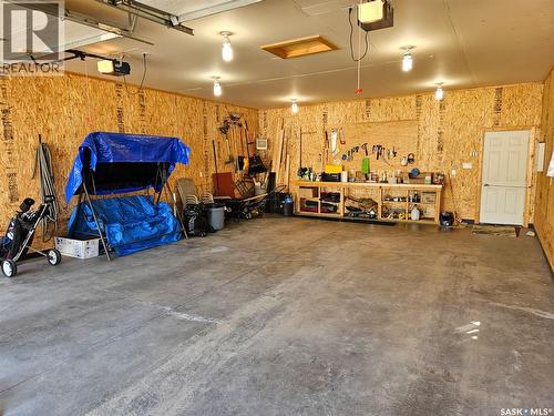 508 Thompson Street, Herbert, SK - Indoor Photo Showing Garage