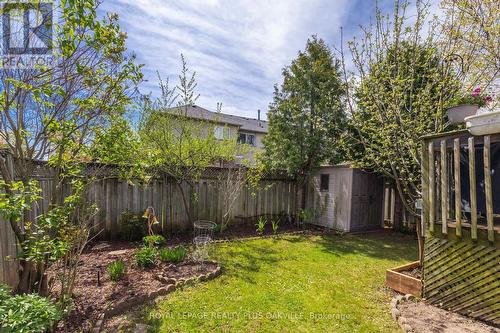 5200 Des Jardines Drive, Burlington, ON - Outdoor