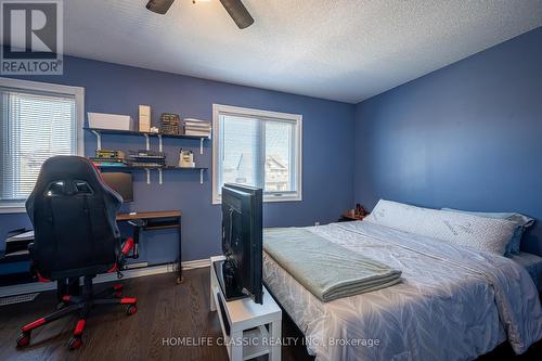 5 Irwin Crescent, New Tecumseth, ON - Indoor Photo Showing Bedroom