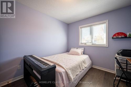 5 Irwin Crescent, New Tecumseth, ON - Indoor Photo Showing Bedroom