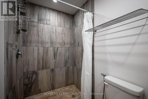 5 Irwin Crescent, New Tecumseth, ON - Indoor Photo Showing Bathroom