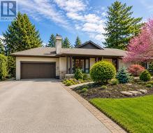 1518 OAKHILL DRIVE Oakville, ON L6J 1Y5