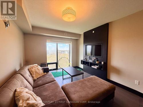 1711 - 1235 Richmond Street, London East (East B), ON - Indoor