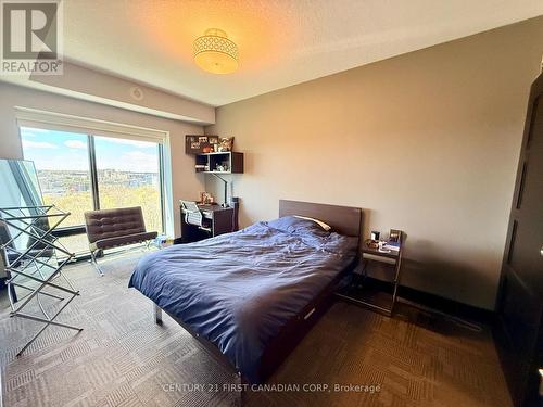 1711 - 1235 Richmond Street, London East (East B), ON - Indoor Photo Showing Bedroom