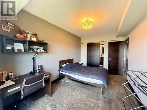 1711 - 1235 Richmond Street, London East (East B), ON - Indoor Photo Showing Bedroom