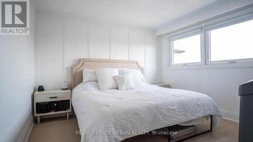 434 Westmount Avenue, Toronto, ON - Indoor Photo Showing Bedroom