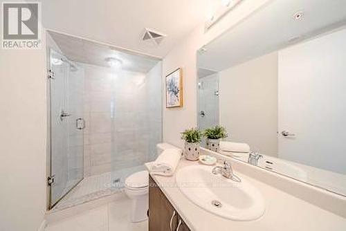 302 - 1711 Pure Springs Boulevard E, Pickering, ON - Indoor Photo Showing Bathroom