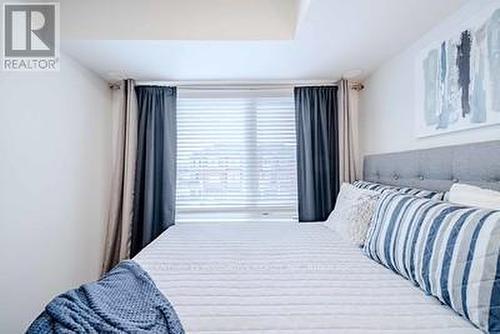 302 - 1711 Pure Springs Boulevard E, Pickering, ON - Indoor Photo Showing Bedroom