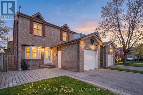 1518 WOODRUFF CRESCENT  Pickering, ON L1V 3S6
