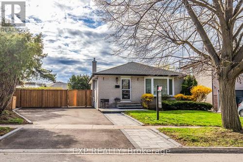 15 REXWAY DRIVE  Halton Hills, ON L7G 1P7