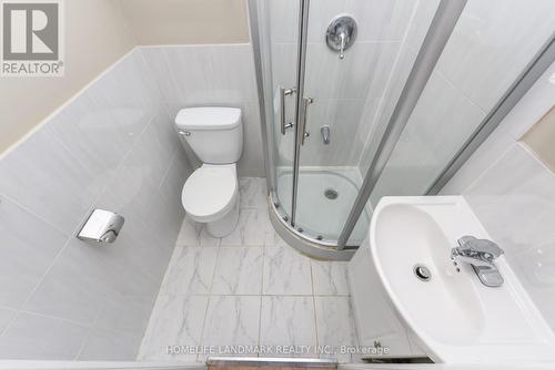 1153 Ogden Avenue, Mississauga, ON - Indoor Photo Showing Bathroom
