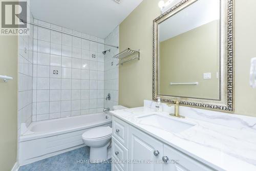 1153 Ogden Avenue, Mississauga, ON - Indoor Photo Showing Bathroom