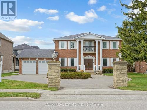 106 DUNCAN ROAD  Richmond Hill, ON L4C 6J7