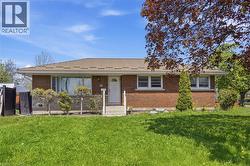 42 SUNNYLEA Drive St. Catharines, ON L2M 5Z8