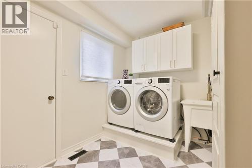 431 Naomi Crescent, Mississauga, ON - Indoor Photo Showing Laundry Room