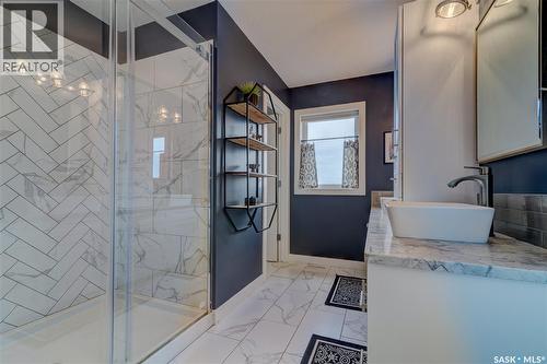 6224 8Th Avenue, Regina, SK - Indoor Photo Showing Bathroom