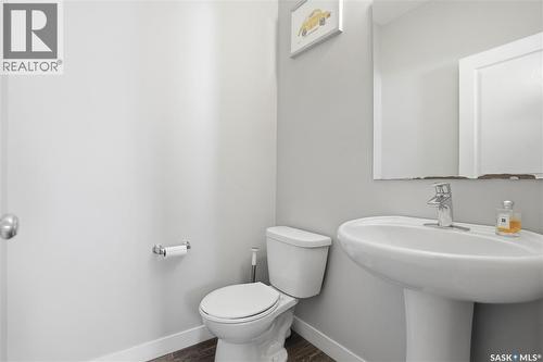 4810 Green Brooks Way E, Regina, SK - Indoor Photo Showing Bathroom