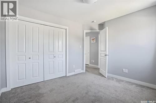 4810 Green Brooks Way E, Regina, SK - Indoor