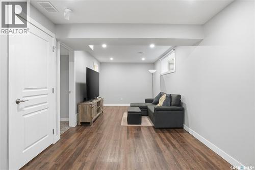 4810 Green Brooks Way E, Regina, SK - Indoor Photo Showing Other Room