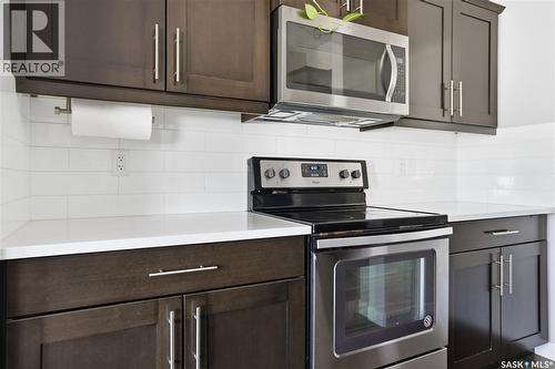 4810 Green Brooks Way E, Regina, SK - Indoor Photo Showing Kitchen With Stainless Steel Kitchen