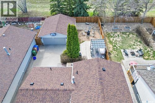 1206 Flexman Crescent N, Regina, SK - Outdoor