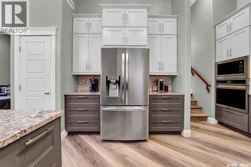 303 Brookmore Crescent, Saskatoon, SK - Indoor Photo Showing Kitchen