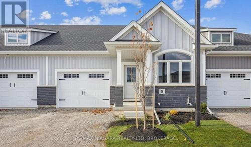9 WILEY TRAIL  Welland (Hwy 406/Welland), ON L3C 0K5