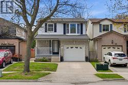 68 DALTON CRESCENT Hamilton, ON L8J 2A5