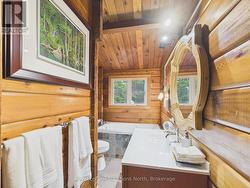 Primary Ensuite with Soaker Tub - 