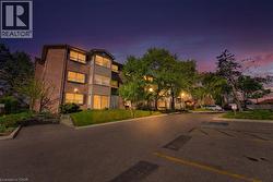 30 HUGO Crescent Unit# 110  Kitchener, ON N2M 3Z2