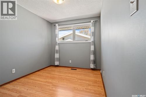 46 Hammond Road, Regina, SK - Indoor Photo Showing Other Room