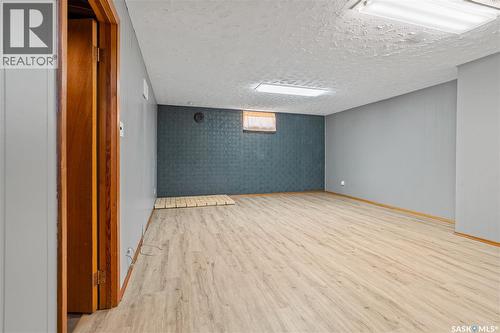 46 Hammond Road, Regina, SK - Indoor Photo Showing Basement