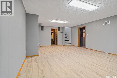 46 Hammond Road, Regina, SK - Indoor