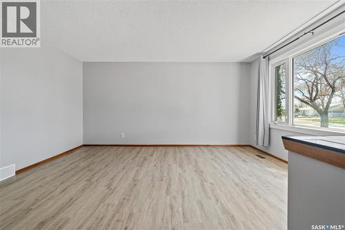 46 Hammond Road, Regina, SK - Indoor Photo Showing Other Room