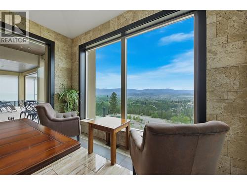 2200 Cortina Drive, Kelowna, BC - 